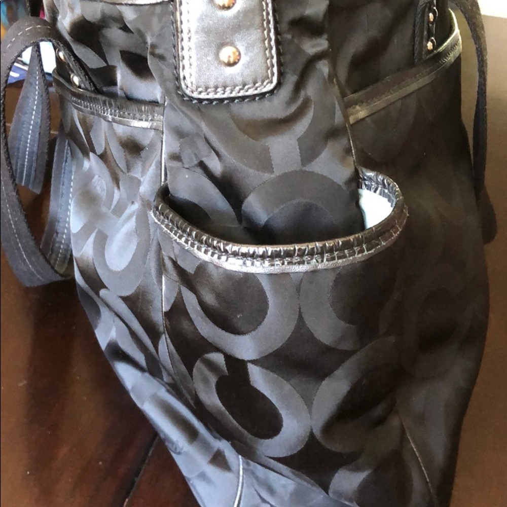 Authentic Coach Diaper Bag 🖤💙 - Picture 9 of 16